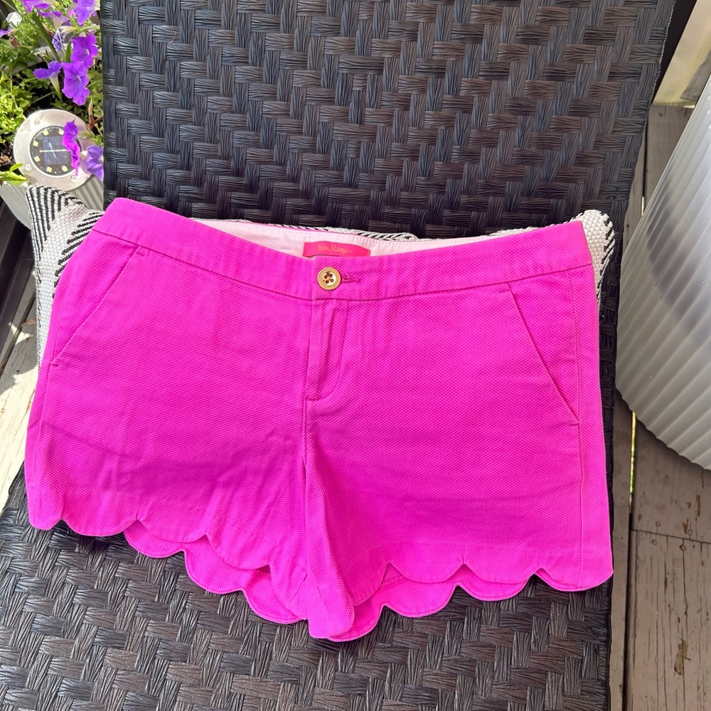 Lilly Pulitzer Vibrant Pink Scalloped Shorts